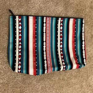 Thirty-One zipper pouch
